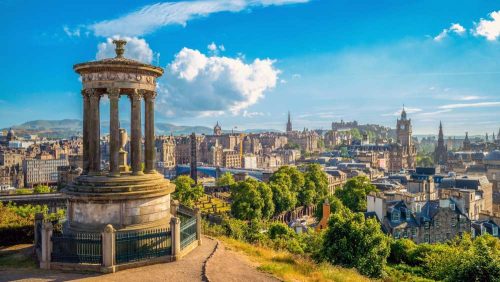 Personeelsreis Edinburgh, van het iconische kasteel tot avontuurlijke activiteiten in de Schotse natuur