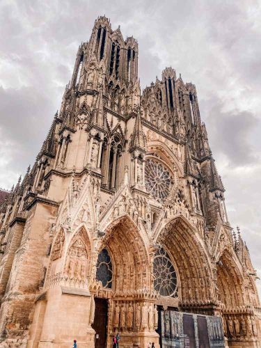 Personeelsreis Reims, een perfecte mix van luxe, cultuur en groepsactiviteiten in de stad van de champagne
