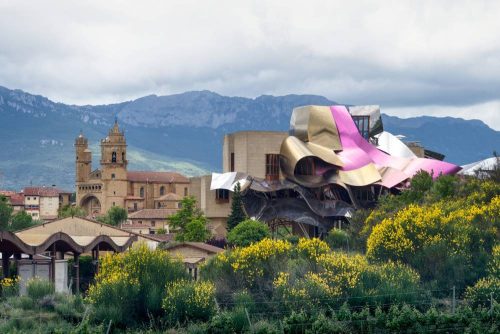 Bedrijfsreis naar Bilbao laten organiseren: cultuur, natuur en teambuilding in het groene noorden van Spanje